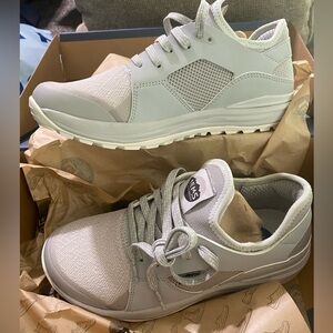 Women’s Lems Mesa - Silver/Glacier